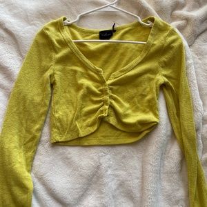 urban outfitter's yellow top